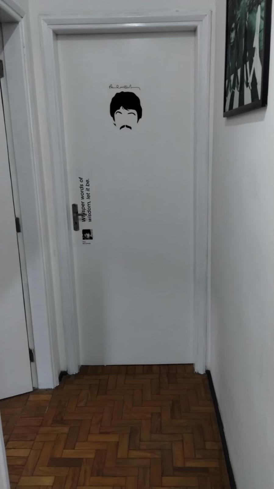 Casa Beatles Hostel Бауру Екстериор снимка