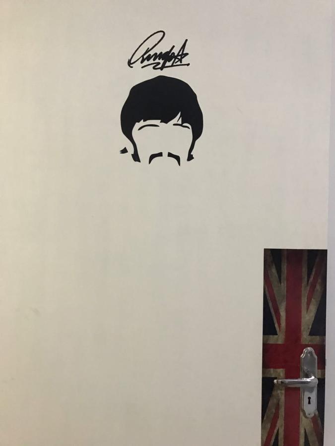 Casa Beatles Hostel Бауру Екстериор снимка